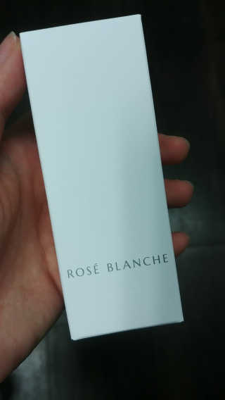 ROSE BLANCHE 로제블랑쉐 인텐시브 수딩 세럼 — 5점을 준 리뷰어가 2019년 7월 올린 사용 사진