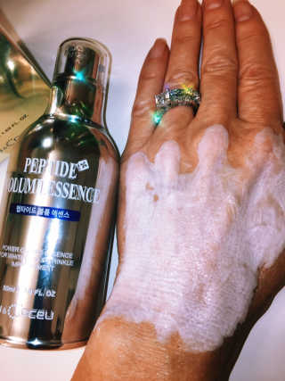 닥터펩티 제이앤코슈 펩타이드 볼륨 에센스 50ml — 4.67점을 준 리뷰어가 2018년 11월 올린 사용 사진