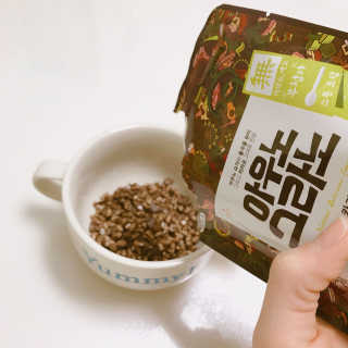 아우노그라노 오리지날, 진짜 베리, 진짜 카카오 — 5점을 준 리뷰어가 2018년 2월 올린 사용 사진