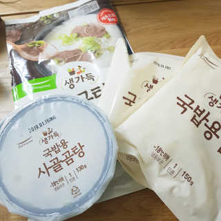 [풀무원] 사골곰탕국밥 황태해장국밥 — 4.33점을 준 리뷰어가 2018년 6월 올린 사용 사진
