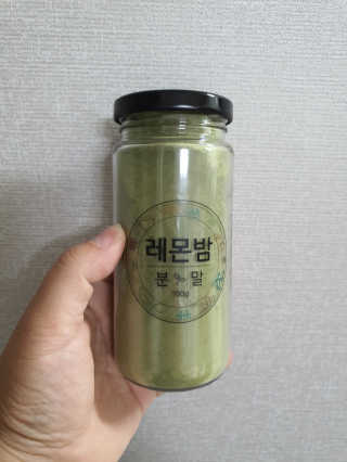 초능력 국내산 레몬밤 분말 — 4.5점을 준 리뷰어가 2019년 9월 올린 사용 사진