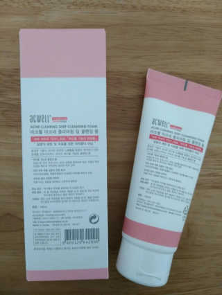 아크웰 아크네 클리어링 딥 클렌징 폼 — 5점을 준 리뷰어가 2018년 11월 올린 사용 사진