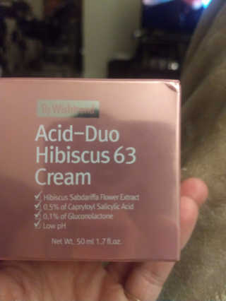 Wishtrend Acid-Duo 히비스커스 63 크림 — 4점을 준 리뷰어가 2019년 12월 올린 사용 사진