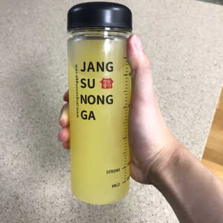장수농가 리얼깔라만시 원샷 50ml 10팩+보틀 — 4.5점을 준 리뷰어가 2019년 5월 올린 사용 사진