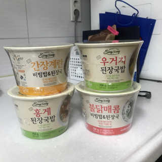 신송식품 신송 새반컵밥 4종 — 5점을 준 리뷰어가 2018년 7월 올린 사용 사진