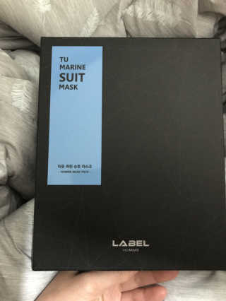 레이블옴므-labelhomme 레이블옴므 티유 마린 슈트 마스크팩(5EA) — 4.5점을 준 리뷰어가 2017년 12월 올린 사용 사진