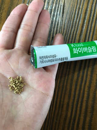 두루원 똥기사의 Kfood 화이버슬림 — 3.5점을 준 리뷰어가 2018년 7월 올린 사용 사진