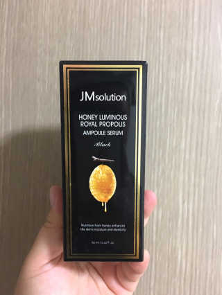 JM솔루션 꿀광 로얄 프로폴리스 앰플 세럼 블랙 — 4.33점을 준 리뷰어가 2018년 12월 올린 사용 사진
