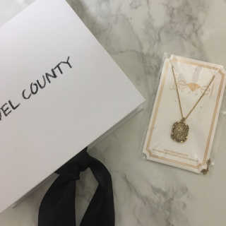 쥬얼카운티 92.5 Silver Byzantine Coin Pendant Necklace — 4.33점을 준 리뷰어가 2018년 11월 올린 사용 사진