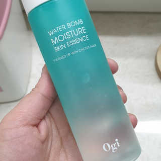 오지아이 워터 밤 모이스처 스킨 에센스 180ml — 5점을 준 리뷰어가 2020년 1월 올린 사용 사진