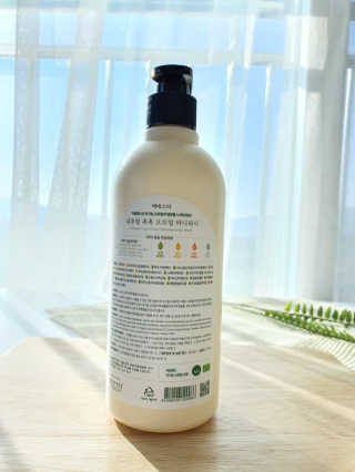 (주)에네스티 내추럴 촉촉  오트밀 바디워시 500ml — 5점을 준 리뷰어가 2019년 11월 올린 사용 사진