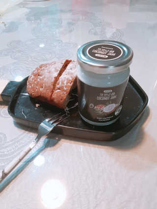 모어코코 오리지널 코코넛 잼 — 5점을 준 리뷰어가 2019년 12월 올린 사용 사진