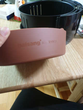 에어프라이어 전용 실리콘 조리용기 에프팟 — 5점을 준 리뷰어가 2019년 12월 올린 사용 사진