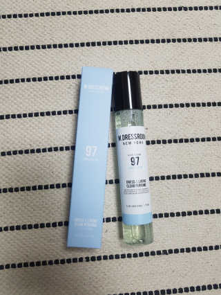 더블유드레스룸 드레스퍼퓸 150ml — 4.67점을 준 리뷰어가 2018년 11월 올린 사용 사진