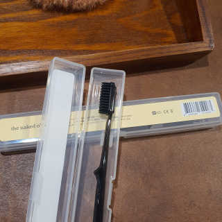 the naked object 디블랙 실리콘 잇몸 칫솔 — 5점을 준 리뷰어가 2020년 2월 올린 사용 사진