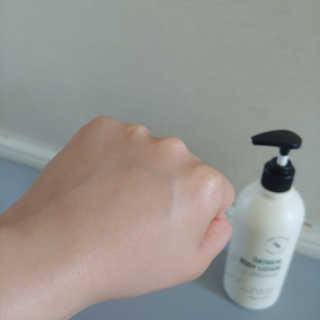 (주)에네스티 내추럴 촉촉  오트밀 바디로션 500ml — 4점을 준 리뷰어가 2020년 3월 올린 사용 사진