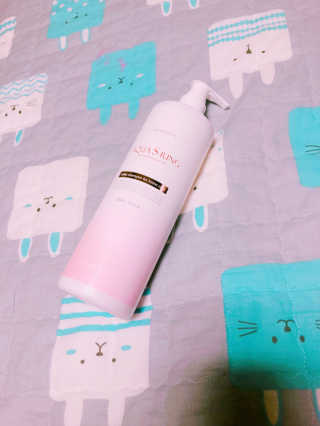 아쿠아큐링 아쿠아S링 퓨어리프레싱 헤어케어 500ml — 5점을 준 리뷰어가 2018년 8월 올린 사용 사진