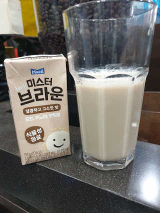 헤이미스터브라운 [매일유업] 헤이 미스터브라운 12개입 — 3.5점을 준 리뷰어가 2019년 8월 올린 사용 사진