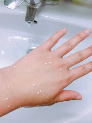줌마들도 인정한 샤카트 페이스앤바디 필링젤 310ml — 2.67점을 준 리뷰어가 2018년 3월 올린 사용 사진