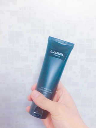 레이블옴므-labelhomme 포 리펙션 클렌징&쉐이빙 폼 — 4점을 준 리뷰어가 2017년 1월 올린 사용 사진