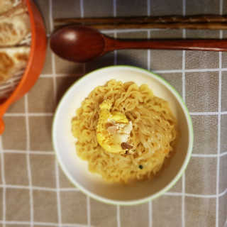 라면 그대로가 제일 맛있는 더엄마라면 — 4.5점을 준 리뷰어가 2019년 6월 올린 사용 사진