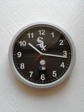 MLB WATCH n LEISURE MLB  아날로그 디자인 벽시계 8종 — 5점을 준 리뷰어가 2019년 12월 올린 사용 사진