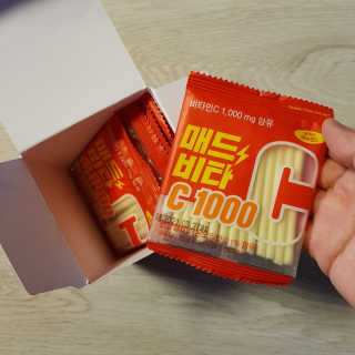 매드비타C 1000 — 4.5점을 준 리뷰어가 2019년 4월 올린 사용 사진