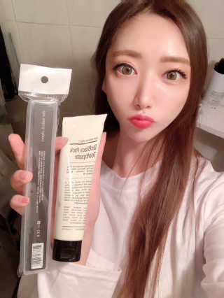the naked object 디블랙팩치약 디블랙칫솔 세트 — 5점을 준 리뷰어가 2019년 12월 올린 사용 사진