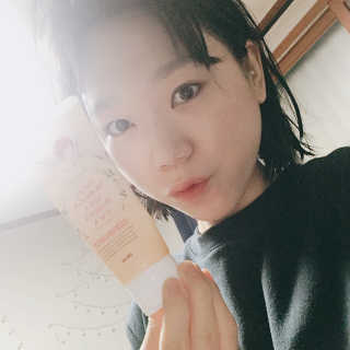 보타미안  엔젤모링가 아쿠아베리어 팩 — 4.5점을 준 리뷰어가 2018년 4월 올린 사용 사진