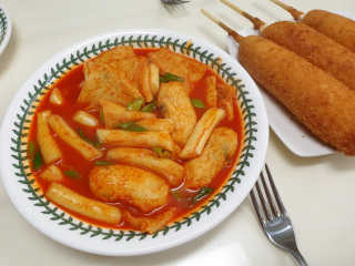 잠실맛집,홍코너떡볶이가우리집에[옛날맛,짜장맛옵션] — 5점을 준 리뷰어가 2019년 12월 올린 사용 사진