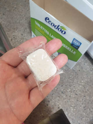 에코두 식기세척기세제 타블렛 600g — 5점을 준 리뷰어가 2019년 6월 올린 사용 사진