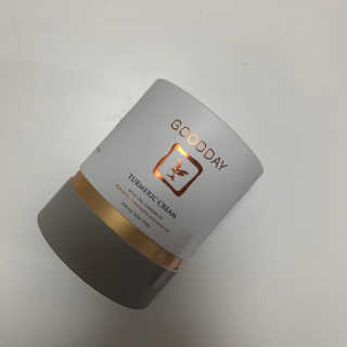 GoodDay Skincare GoodDay 강황크림 50g — 5점을 준 리뷰어가 2019년 12월 올린 사용 사진
