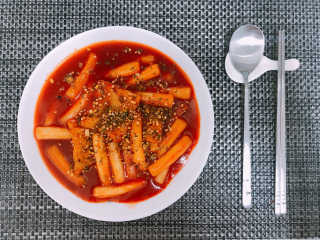 두번째 국떡 국가대표 떡볶이 1팩 + 영미칩 2봉 증정 — 5점을 준 리뷰어가 2019년 2월 올린 사용 사진