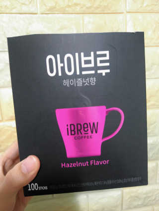 한국맥널티 아이브루 헤이즐넛향 100T — 4점을 준 리뷰어가 2019년 11월 올린 사용 사진