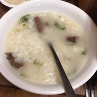 [풀무원] 사골곰탕국밥 황태해장국밥 — 5점을 준 리뷰어가 2018년 6월 올린 사용 사진