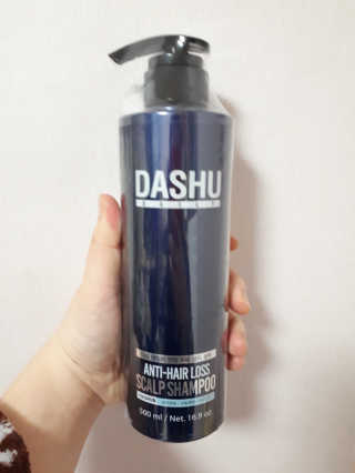 다슈코리아 다슈 단백질 한방 두피 골드 샴푸 500ml +샴푸브러쉬 — 5점을 준 리뷰어가 2019년 3월 올린 사용 사진
