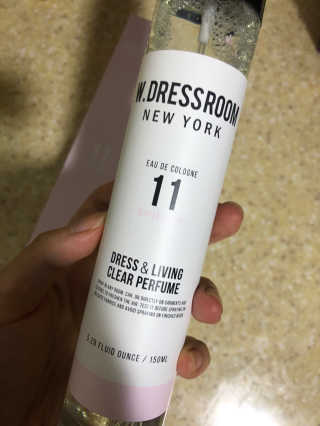 더블유드레스룸 신규향 드레스퍼퓸150ml — 5점을 준 리뷰어가 2018년 8월 올린 사용 사진