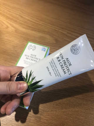 지고트 알로에 선프로텍트 비비크림 50ml — 4.5점을 준 리뷰어가 2019년 6월 올린 사용 사진