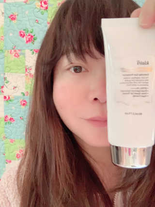 소프트 에어리 UV 에센스 SPF 50 PA ++++ — 5점을 준 리뷰어가 2019년 3월 올린 사용 사진