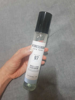 더블유드레스룸 드레스퍼퓸 150ml — 4점을 준 리뷰어가 2018년 10월 올린 사용 사진