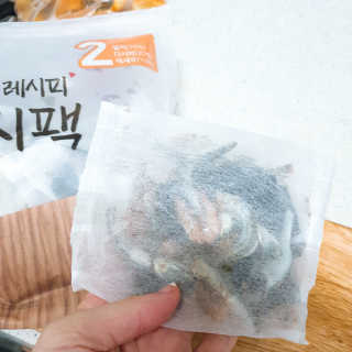 육수명인 엄마의 레시피 다시팩 2번 — 5점을 준 리뷰어가 2019년 5월 올린 사용 사진