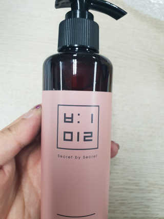 비밀 프리미엄 이너클렌저 - 로즈골드 — 5점을 준 리뷰어가 2018년 3월 올린 사용 사진