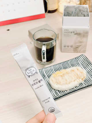 [하우투잇] 뤼에르 쿠르브 블랙 10ml x 30포 총 300ml — 4.5점을 준 리뷰어가 2020년 3월 올린 사용 사진