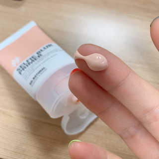 쏘내추럴 셀피 블러 프라이머 — 4점을 준 리뷰어가 2019년 7월 올린 사용 사진