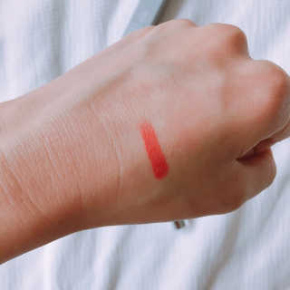 포렌코즈 글램 얼루어 립 크레용 — 5점을 준 리뷰어가 2017년 7월 올린 사용 사진