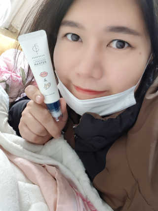 포렌코즈 립핸드 마스터 — 5점을 준 리뷰어가 2017년 12월 올린 사용 사진
