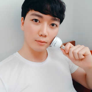[더마퀸]쿨링스틱 페이스앤아이 — 4점을 준 리뷰어가 2019년 6월 올린 사용 사진