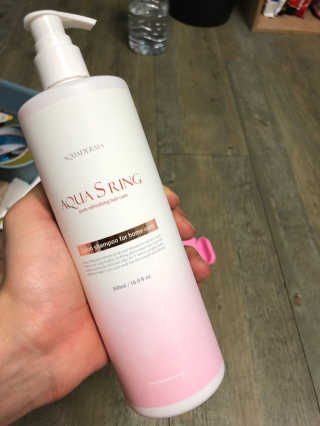 아쿠아큐링 아쿠아S링 퓨어리프레싱 헤어케어 500ml — 2.83점을 준 리뷰어가 2018년 8월 올린 사용 사진