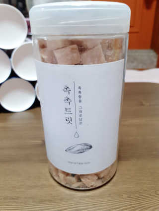 펫프렌즈 [단백질풍부] 無첨가 닭가슴살 100퍼센트 촉촉트릿 치킨 — 5점을 준 리뷰어가 2020년 1월 올린 사용 사진