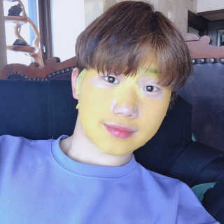 GoodDay Skincare GoodDay 강황 마스크 — 5점을 준 리뷰어가 2019년 5월 올린 사용 사진